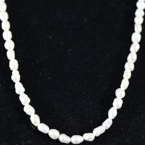 White Freshwater Pearls (3+mm)